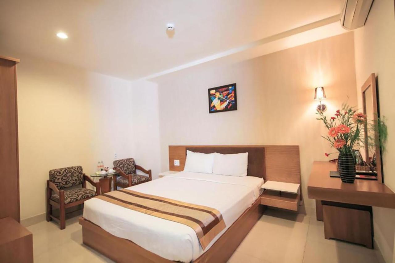Khách sạn Bunny - Valentine - Bui Vien Street 3*