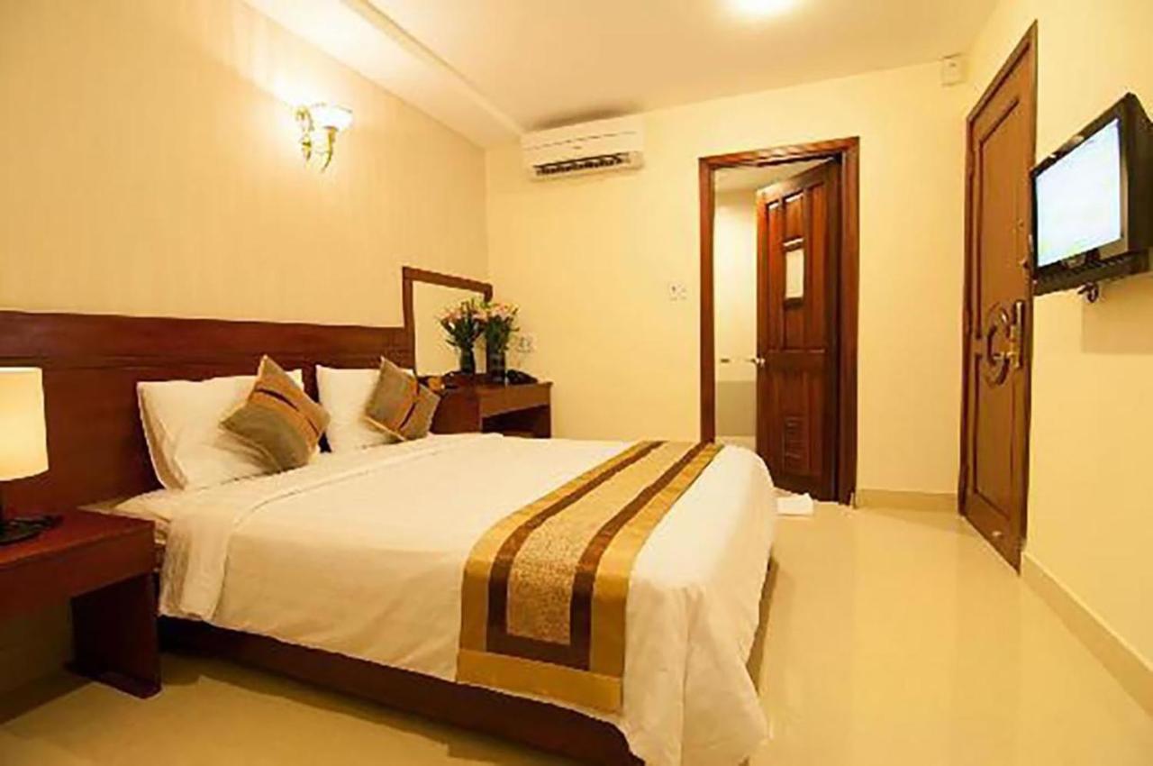 Khách sạn Bunny - Valentine - Bui Vien Street 3*